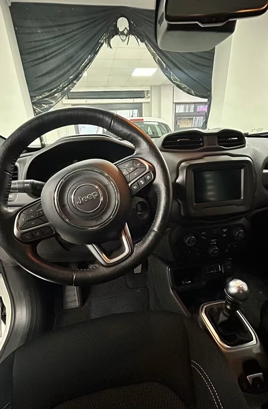Jeep Renegade 1.6 Mjt 130 CV Limited - immagine 2